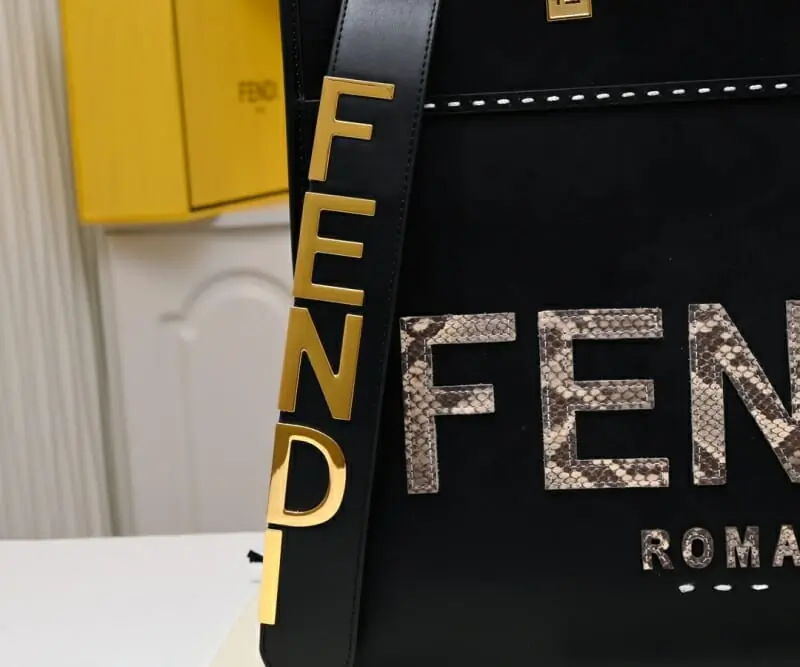 fendi aaa qualite tote-sac a main  pour femme s_11b53a41